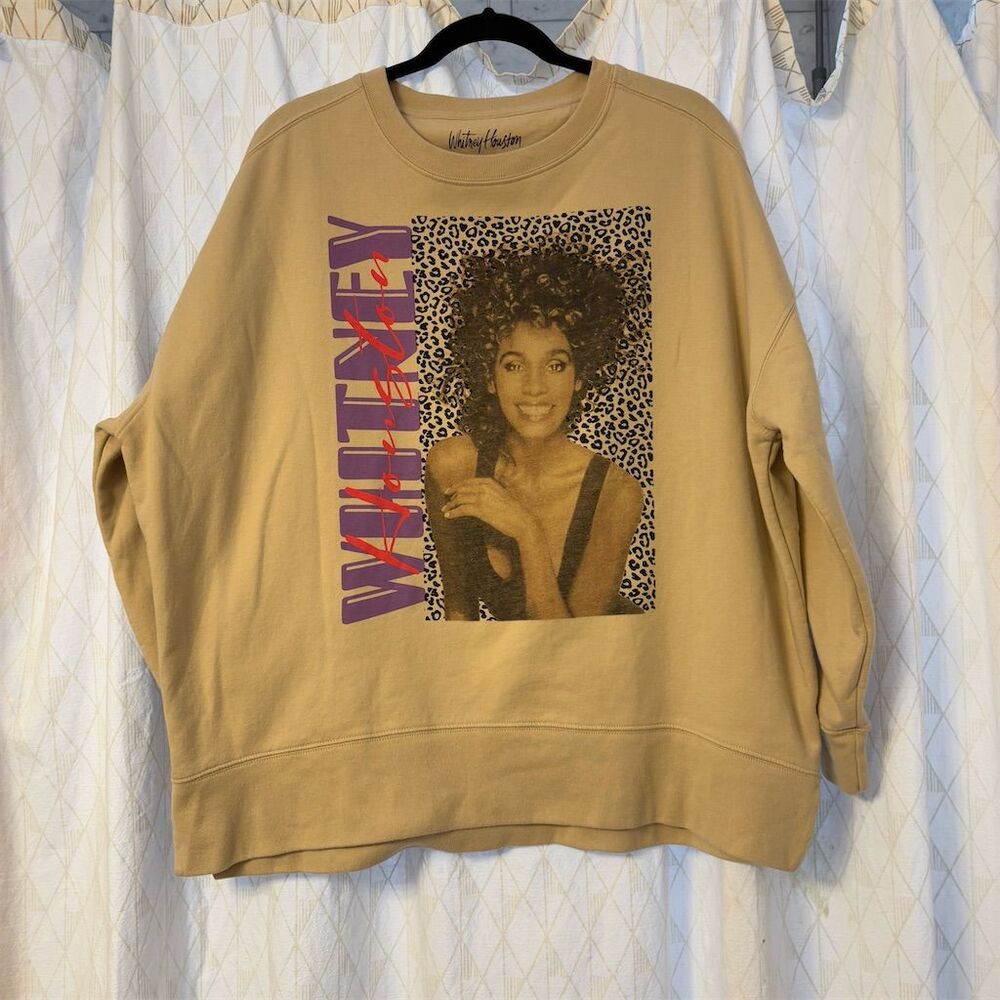 Whitney Houston Beige Oversized Graphic Crewneck Sweatshirt Unisex XL